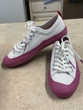 Chick-fil-a NWT SZ 9 Men’s Shoes Sauce 23 Polynesian/purple Sneakers Merch
